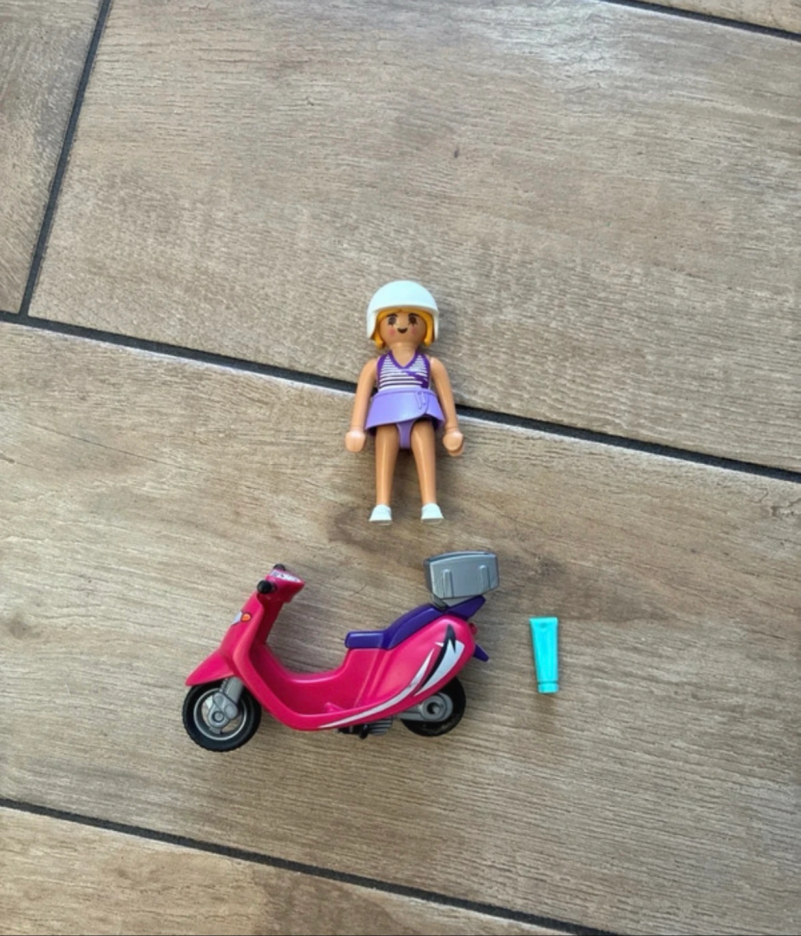 Playmobil scooter